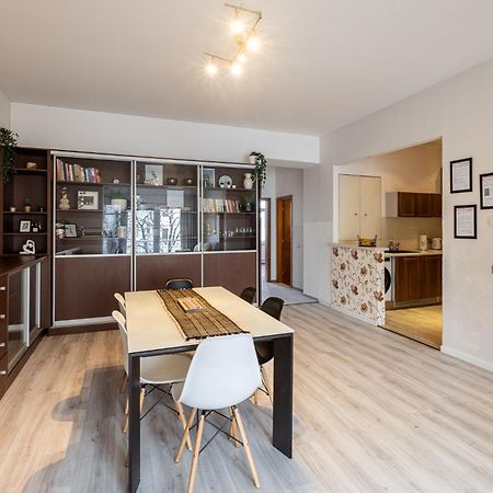 Nice Big Apartment 2Bds - Belgicka Prága Kültér fotó